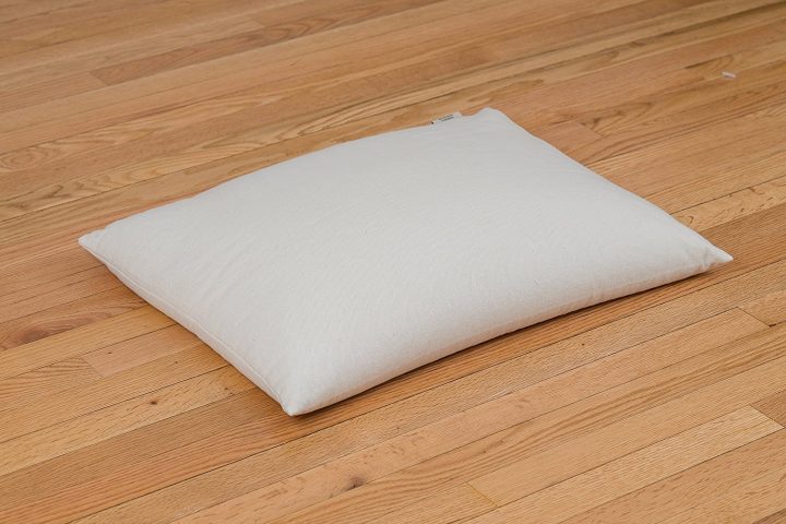 The best buckwheat pillow for side sleepers